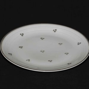 Assiettes vintage à liseré doré