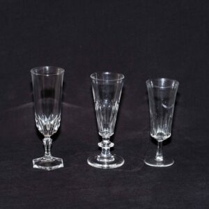 Flûte à champagne ancienne dépareillée